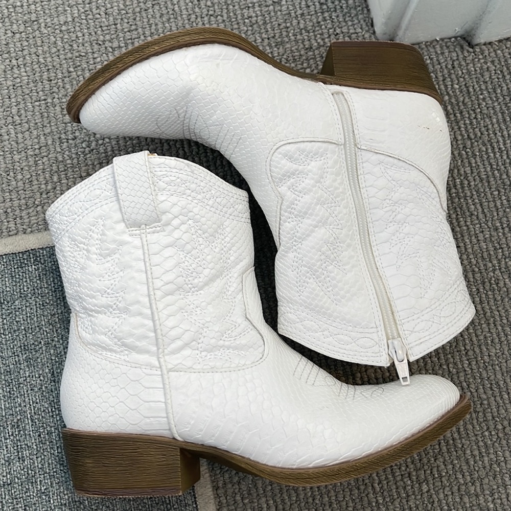 Pistol white cowboy boots - Picture 5 of 7